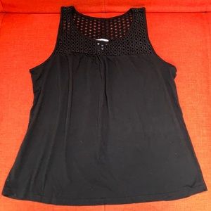 Black sleeveless shirt